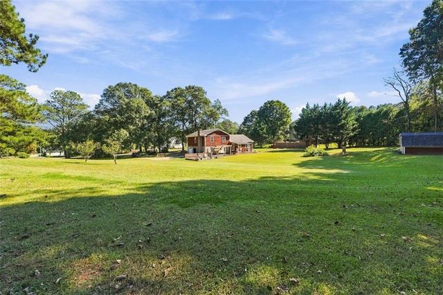 49 Lakeview Drive, Villa Rica, GA 30180