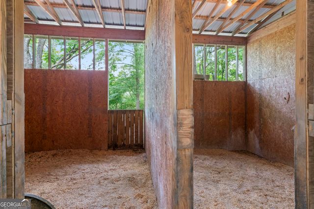 201 LAWRENCE MILL Road, Molena, GA 30258