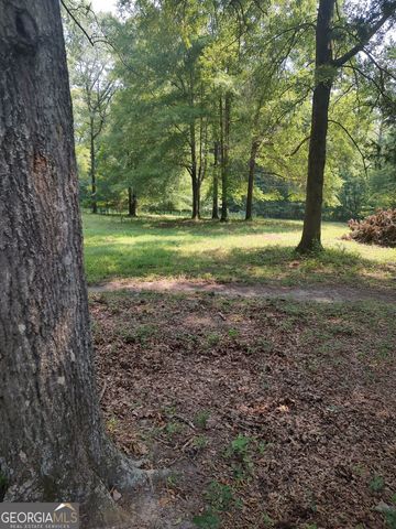 201 LAWRENCE MILL Road, Molena, GA 30258