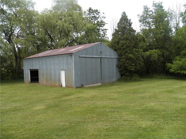6720 Rice Road, East Bloomfield, NY 14564
