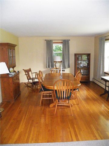 6720 Rice Road, East Bloomfield, NY 14564