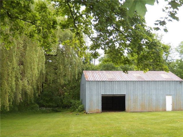 6720 Rice Road, East Bloomfield, NY 14564