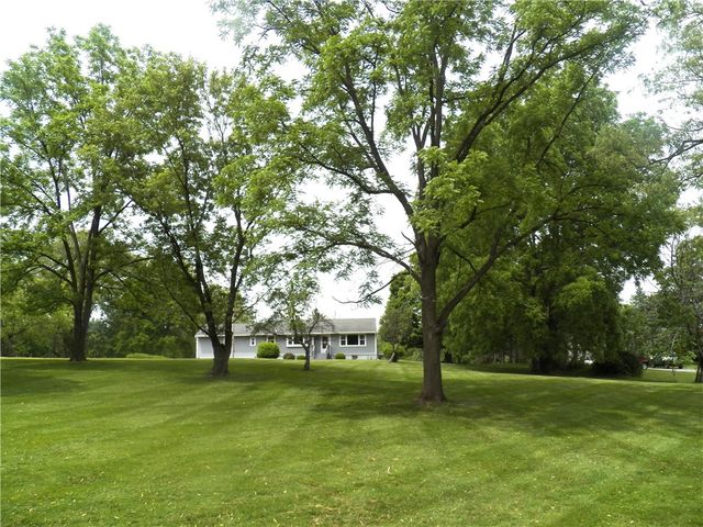 6720 Rice Road, East Bloomfield, NY 14564