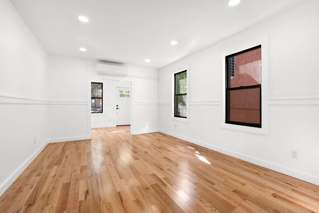 346 E 53RD Street, New York City, NY 11203