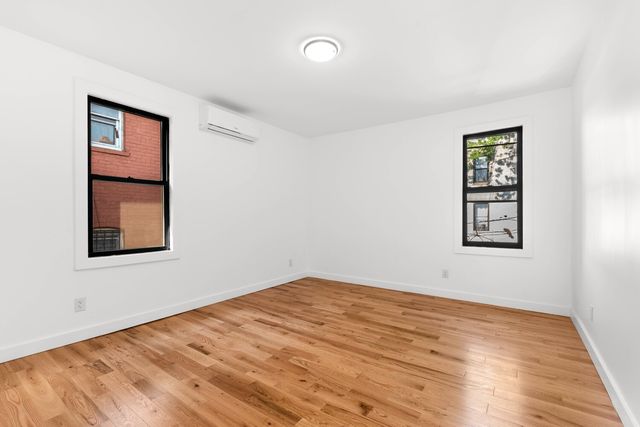 346 E 53RD Street, New York City, NY 11203