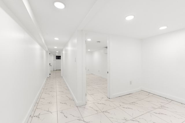 346 E 53RD Street, New York City, NY 11203