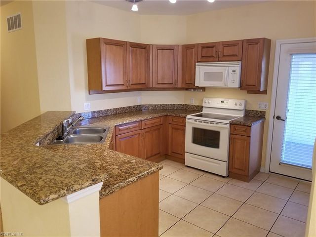 1842 Concordia Lake CIR 1110, Cape Coral, FL 33909