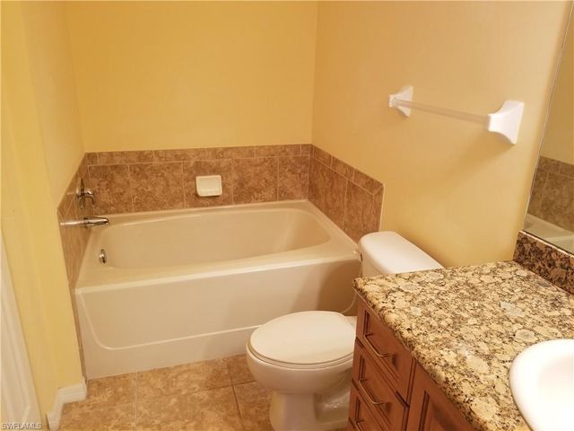 1842 Concordia Lake CIR 1110, Cape Coral, FL 33909
