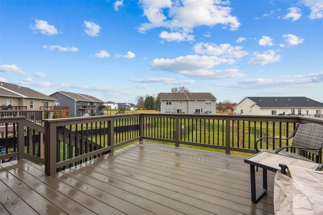 1250 Daisy Circle, North Liberty, IA 52317