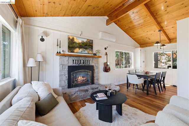 20764 Hekeke LN, Mi Wuk Village, CA 95346