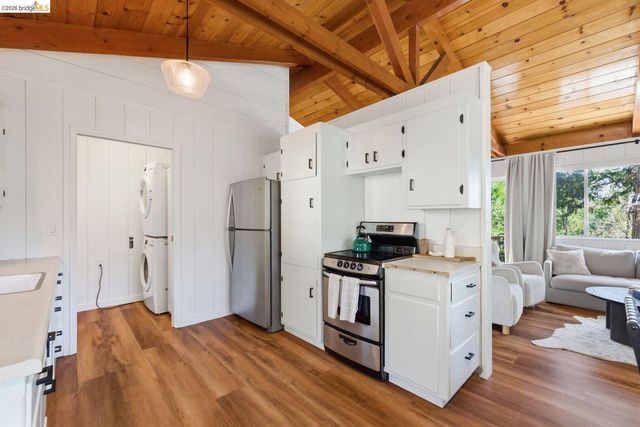 20764 Hekeke LN, Mi Wuk Village, CA 95346