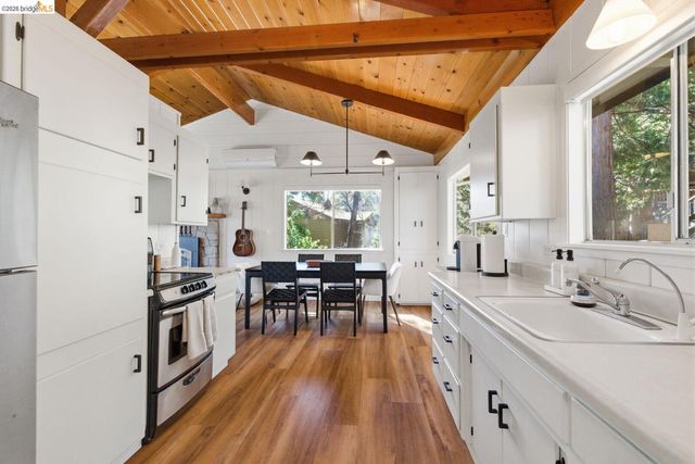 20764 Hekeke LN, Mi Wuk Village, CA 95346