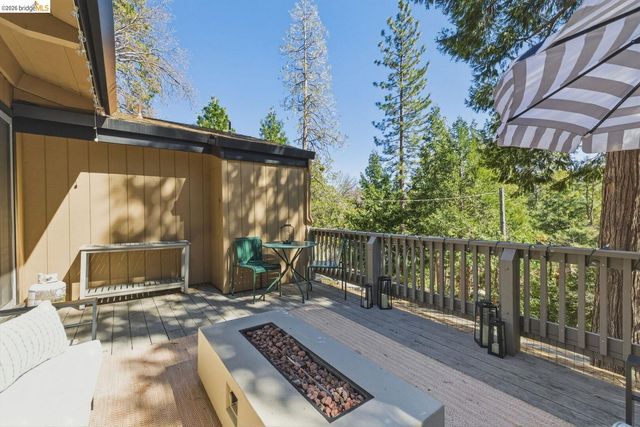 20764 Hekeke LN, Mi Wuk Village, CA 95346