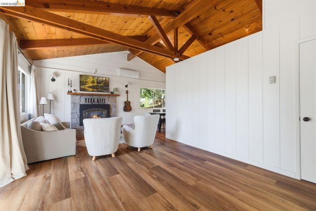 20764 Hekeke LN, Mi Wuk Village, CA 95346