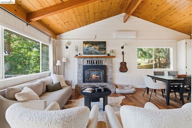 20764 Hekeke LN, Mi Wuk Village, CA 95346