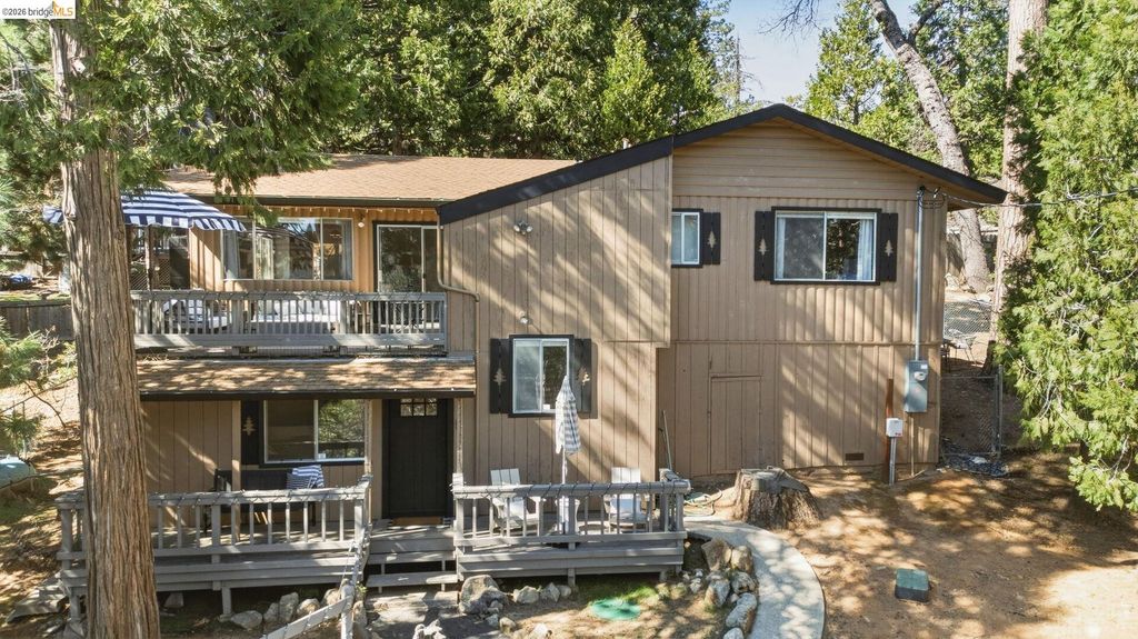 20764 Hekeke LN, Mi Wuk Village, CA 95346