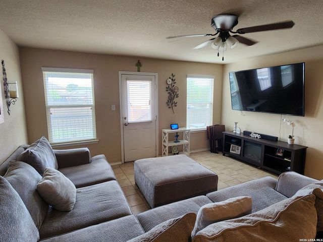 11219 Eagle Tree, San Antonio, TX 78245