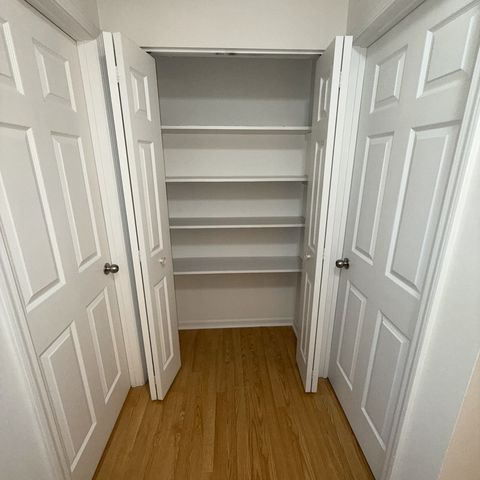 555 Heritage Drive 315, Hoffman Estates, IL 60169