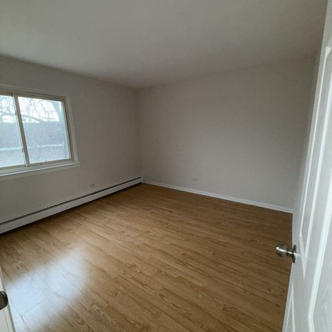 555 Heritage Drive 315, Hoffman Estates, IL 60169