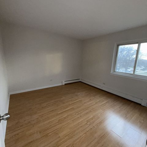 555 Heritage Drive 315, Hoffman Estates, IL 60169