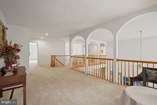 1316 W SEMINARY AVE, Lutherville Timonium, MD 21093