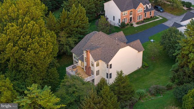 1316 W SEMINARY AVE, Lutherville Timonium, MD 21093