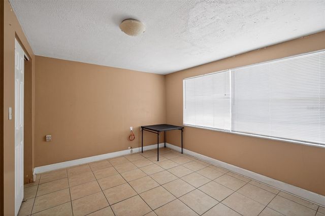 1406 HAVEN BEND, Tampa, FL 33613