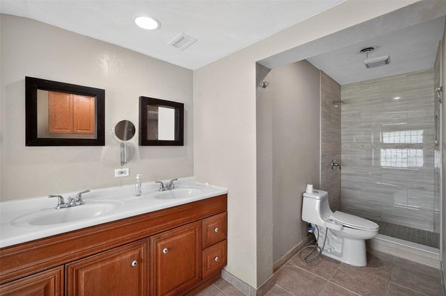 1406 HAVEN BEND, Tampa, FL 33613