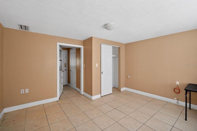 1406 HAVEN BEND, Tampa, FL 33613