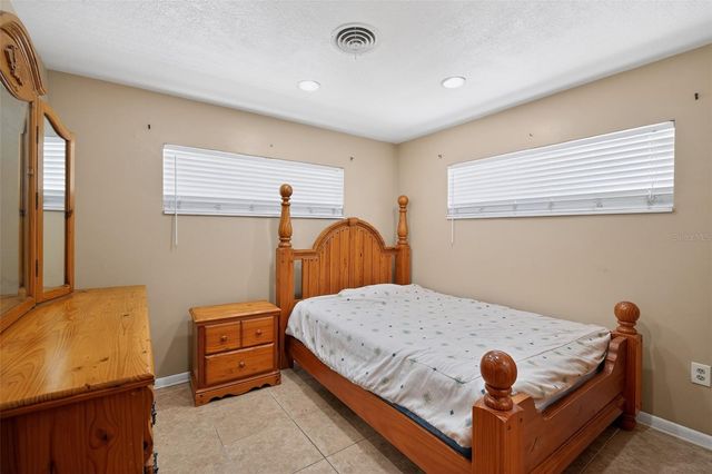 1406 HAVEN BEND, Tampa, FL 33613
