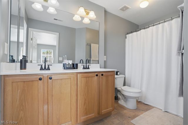563 Colonial Drive, Painesville, OH 44077