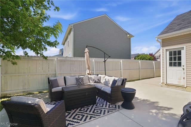 563 Colonial Drive, Painesville, OH 44077