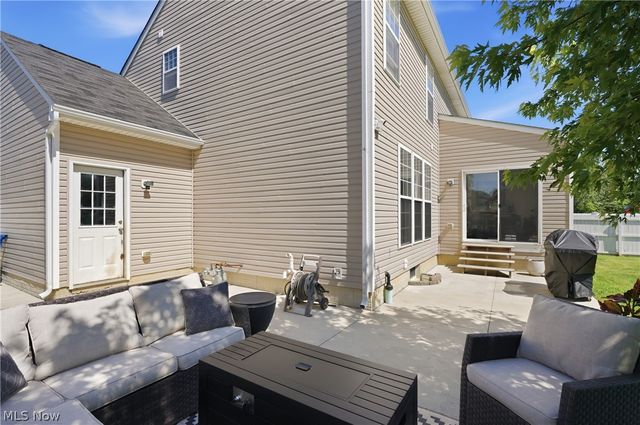 563 Colonial Drive, Painesville, OH 44077