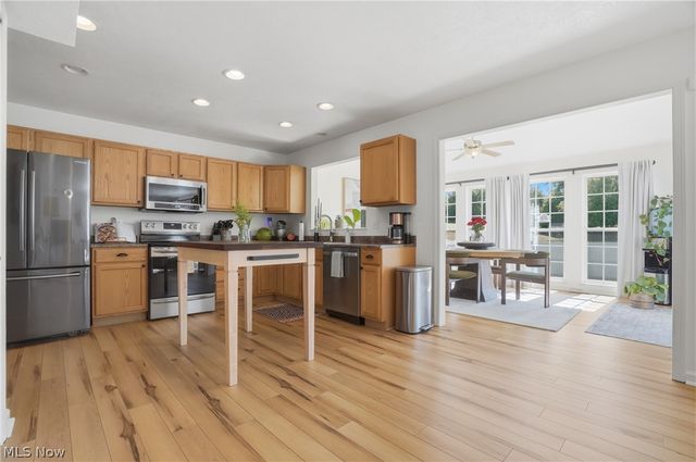 563 Colonial Drive, Painesville, OH 44077