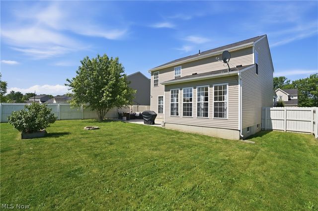 563 Colonial Drive, Painesville, OH 44077