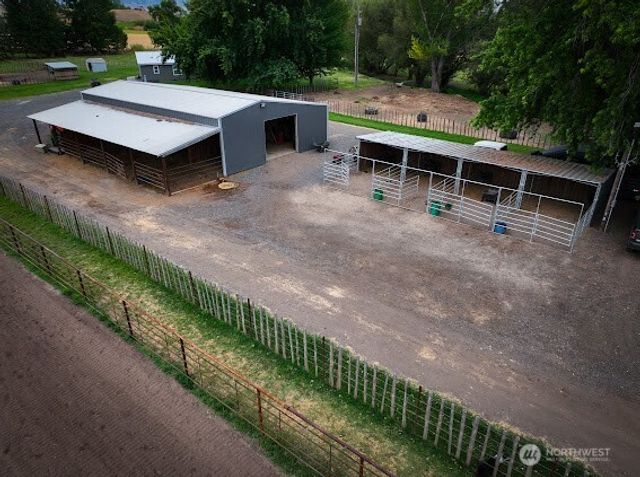 154 Dreamscape Rd., Walla Walla, WA 99362