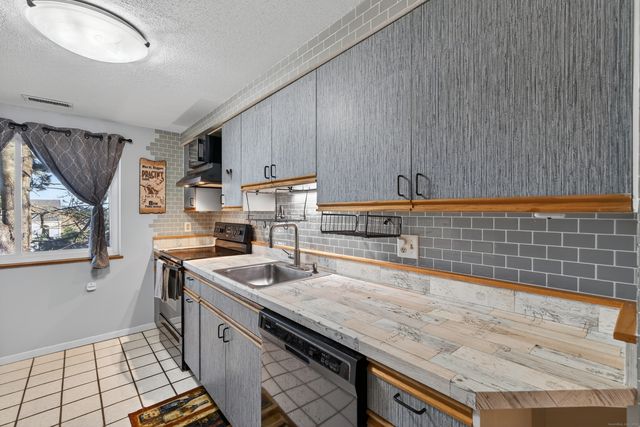 3 Sunridge Lane 3, Cromwell, CT 06416