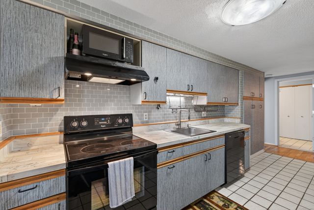 3 Sunridge Lane 3, Cromwell, CT 06416