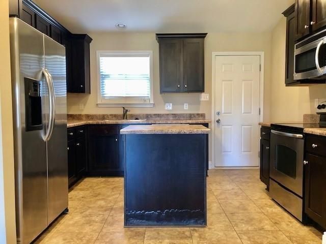 9825 Winchester Drive N, Semmes, AL 36575