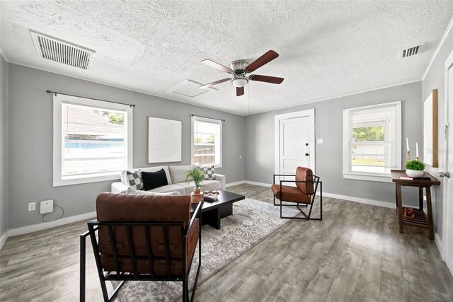 109 E BASS STREET, Kissimmee, FL 34744