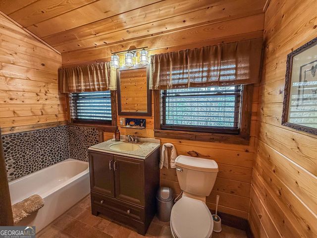 513 Coleman Heights, Rabun Gap, GA 30568