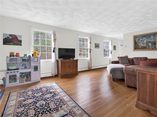 16 Whippoorwill Way, West Greenwich, RI 02817