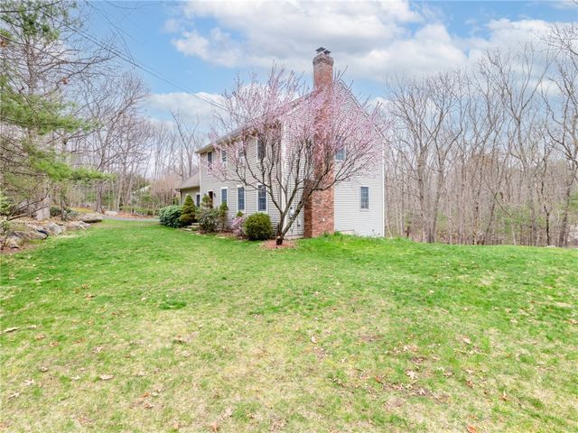 16 Whippoorwill Way, West Greenwich, RI 02817