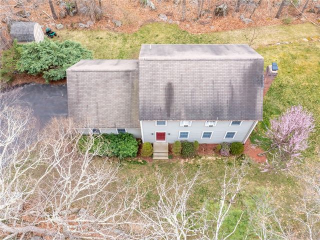 16 Whippoorwill Way, West Greenwich, RI 02817