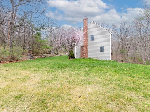 16 Whippoorwill Way, West Greenwich, RI 02817