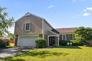 2275 Norwich Court, Naperville, IL 60565