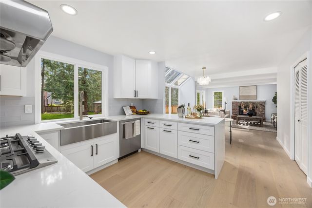 17305 NE 143rd Street, Redmond, WA 98052