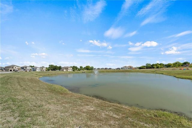 16917 S Brentwood Street, Olathe, KS 66062