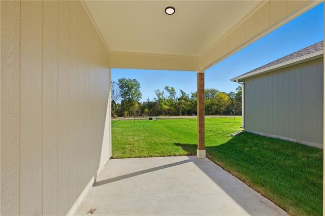 885 N Buckeye Street, Gardner, KS 66030