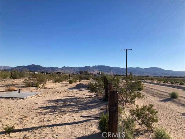 35127 Condor Road, Newberry Springs, CA 92365